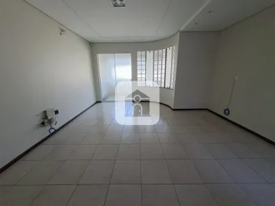 Ponto Comercial para alugar, 261m² no Centro, Uberlândia