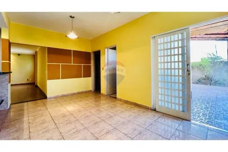 Casa com 3 Quartos para alugar, 350m² no Setor Habitacional Jardim Botânico, Brasília