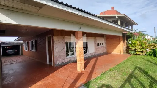 Casa com 4 Quartos à venda, 197m² no XANGRI-LÁ, Xangri-lá
