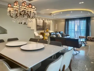Casa com 5 Quartos para alugar, 262m² no Embaré, Santos