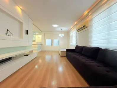 Apartamento com 4 Quartos para alugar, 161m² no Centro, Florianópolis