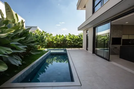 Casa de Condomínio com 4 Quartos à venda, 320m² no Jardim Sul, Uberlândia