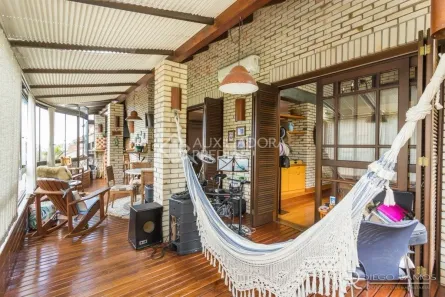 Casa de Condomínio com 4 Quartos à venda, 331m² no Nonoai, Porto Alegre