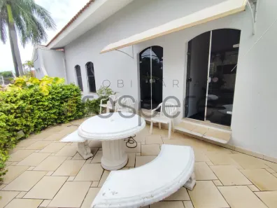 Casa com 3 Quartos à venda, 405m² no Vila Rosa, Presidente Prudente