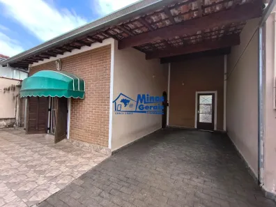 Casa com 4 Quartos para alugar, 145m² no Bosque dos Eucaliptos, São José dos Campos