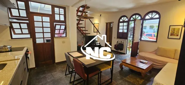 Casa de Condomínio com 2 Quartos à venda, 81m² no Itaipu, Niterói