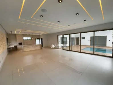 Casa de Condomínio com 4 Quartos à venda, 240m² no Loteamento Caribe, Palmas