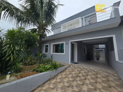 Sobrado com 4 Quartos à venda, 255m² no Balneário Três Marias, Peruíbe