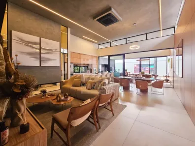 Casa de Condomínio com 3 Quartos à venda, 340m² no Chácaras Aeroporto, Maringá
