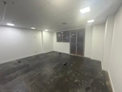 Sala Comercial à venda, 40m² no Santo Amaro, São Paulo