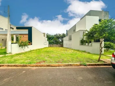 Lote/Terreno à venda, 301m² no Jardim Cybelli, Ribeirão Preto