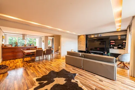 Casa de Condomínio com 3 Quartos à venda, 404m² no Cristal, Porto Alegre