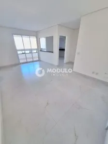 Apartamento com 3 Quartos para alugar, 106m² no Santa Mônica, Uberlândia