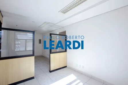 Sala Comercial à venda, 49m² no Liberdade, São Paulo