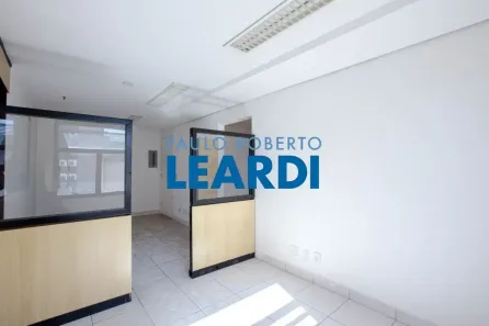 Sala Comercial à venda, 49m² no Liberdade, São Paulo