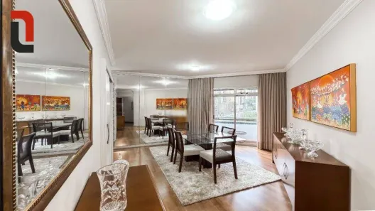 Apartamento com 3 Quartos à venda, 137m² no Água Verde, Curitiba