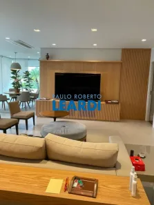 Apartamento com 3 Quartos para alugar, 186m² no Moema, São Paulo