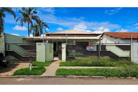 Casa com 5 Quartos à venda, 246m² no Jardim Assunção, Rondonópolis