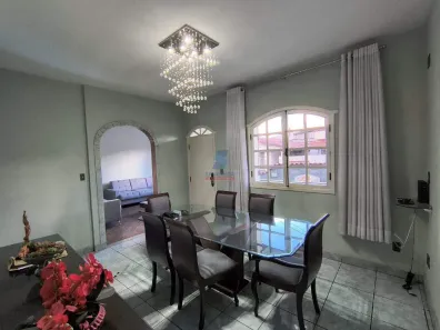 Casa com 3 Quartos à venda, 294m² no Industrial, Contagem