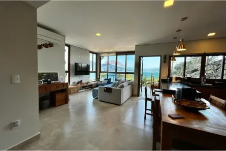 Sobrado com 2 Quartos para alugar, 200m² no Barreiros, Ilhabela