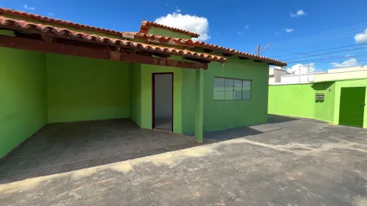Casa com 2 Quartos para alugar, 100m² no Plano Diretor Sul, Palmas