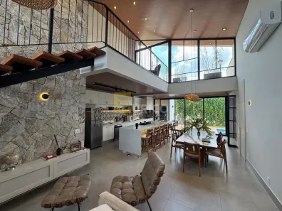 Casa de Condomínio com 3 Quartos à venda, 240m² no Roncáglia, Valinhos