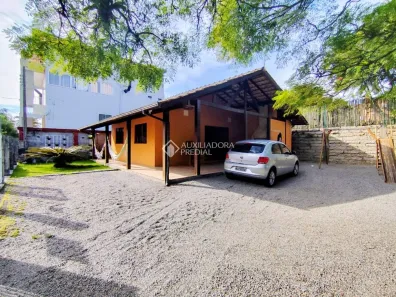 Casa com 2 Quartos à venda, 84m² no Guarda do Embaú, Palhoça