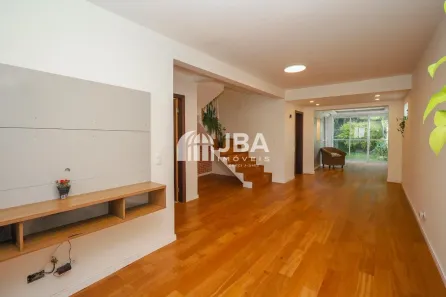Sobrado com 3 Quartos à venda, 158m² no Guabirotuba, Curitiba