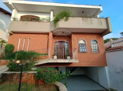 Sobrado com 4 Quartos à venda, 370m² no Jardim Teresa, São Paulo