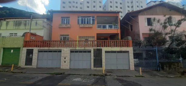 Casa com 2 Quartos para alugar, 102m² no São Mateus, Juiz de Fora