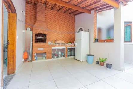 Sobrado com 4 Quartos à venda, 228m² no Jardim Las Vegas, Santo André