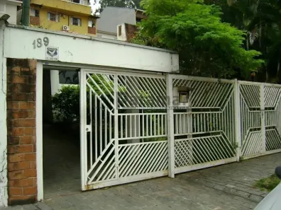 Casa com 3 Quartos à venda, 200m² no Jardim Peri Peri, São Paulo