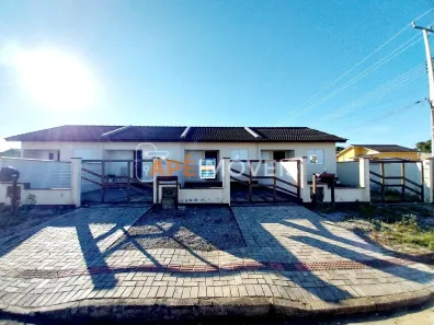 Casa com 2 Quartos para alugar, 42m² no São Defende, Criciúma