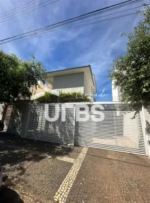 Casa com 3 Quartos à venda, 136m² no Plano Diretor Norte, Palmas