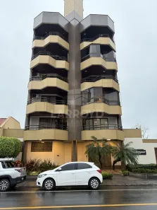 Apartamento com 3 Quartos à venda, 118m² no Vila Moema, Tubarão