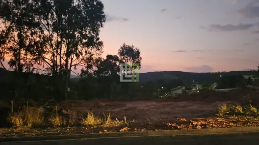Lote/Terreno à venda, 756m² no Loteamento Jardim das Paineiras, Itatiba