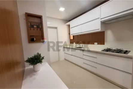 Apartamento com 3 Quartos à venda, 243m² no Meia Praia, Itapema