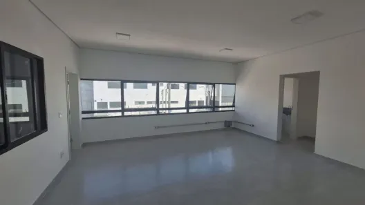 Galpão/Depósito/Armazém para alugar, 950m² no Rio Abaixo, Jacareí
