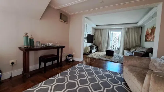 Sobrado com 3 Quartos para alugar, 231m² no Vila Alzira, Santo André