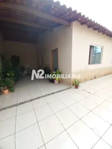 Casa com 3 Quartos à venda, 173m² no Santa Mônica, Uberlândia