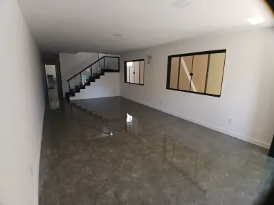 Casa com 4 Quartos à venda, 360m² no São Francisco, Niterói
