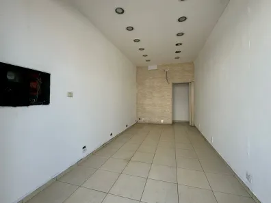Ponto Comercial para alugar, 15m² no Vila Zat, São Paulo