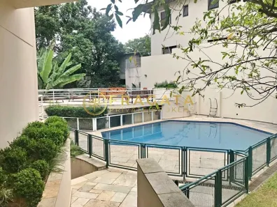 Casa com 5 Quartos à venda, 900m² no Pacaembu, São Paulo