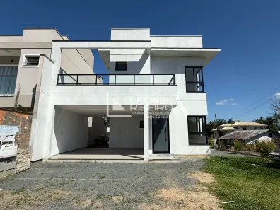 Sobrado com 3 Quartos à venda, 150m² no Das Nações, Timbó