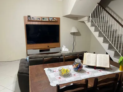 Casa com 2 Quartos à venda, 92m² no Casa de Pedra, Volta Redonda