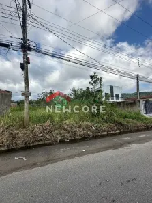 Lote/Terreno à venda, 330m² no Balneario Palmeiras, Mongaguá