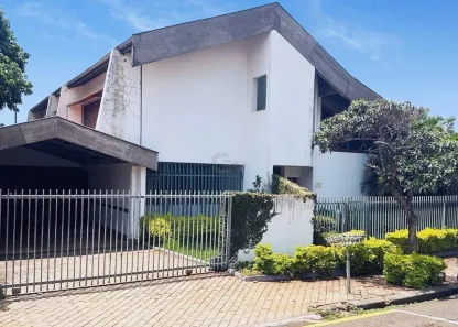 Casa com 5 Quartos à venda, 600m² no Quebec, Londrina