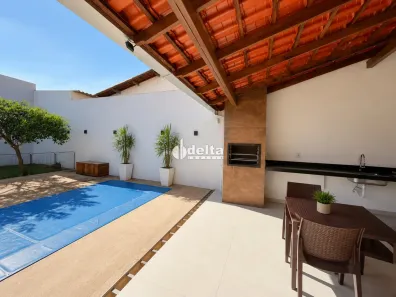 Casa com 3 Quartos à venda, 130m² no Pampulha, Uberlândia