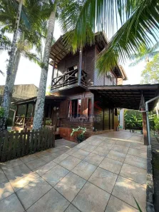 Casa de Condomínio com 3 Quartos à venda, 270m² no Rio do Ouro, Niterói