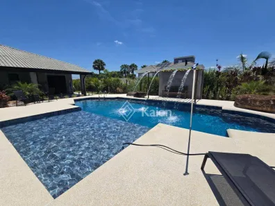 Casa de Condomínio com 4 Quartos para alugar, 353m² no Parque Village Castelo, Itu